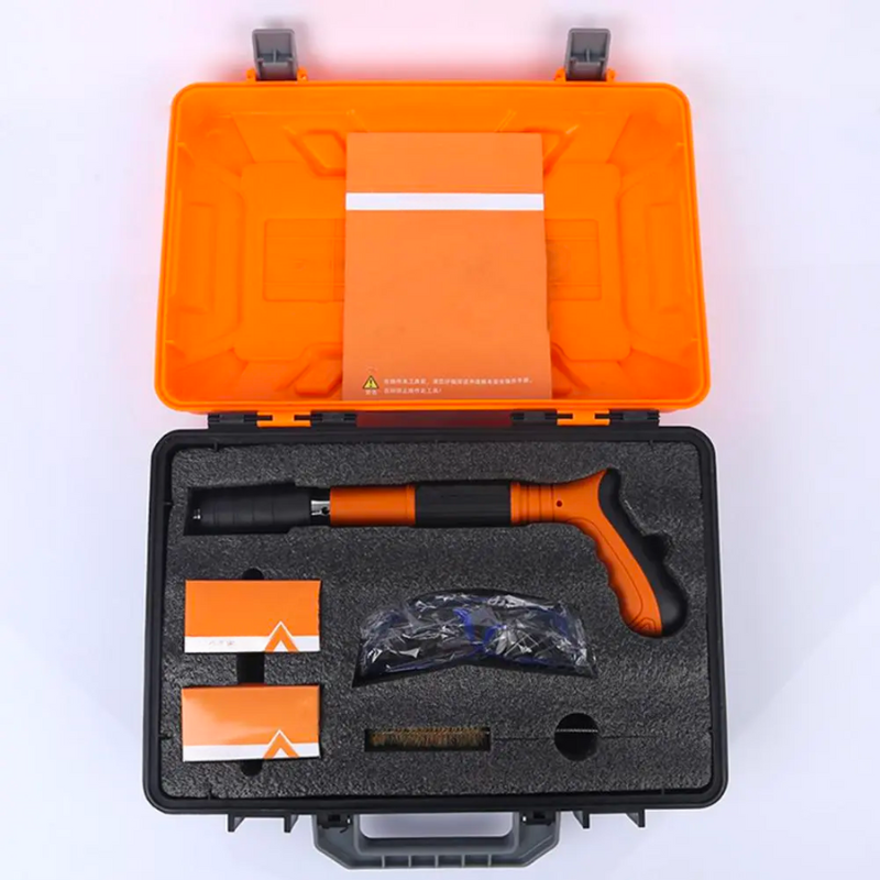 Schnurlose 3-in-1-Befestigungspistole + 100 Betonnägel